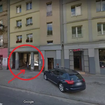 Hostel Penguin At Polnocna Street